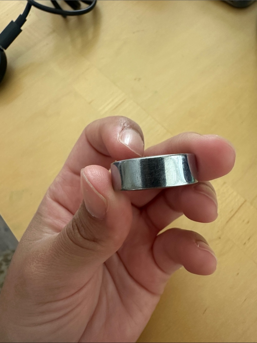 OURA RING GEN 3 SIZE 8 - Picture 4 of 6